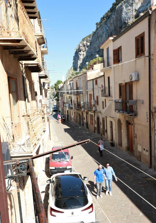 Cefalu In Summer Exterior photo